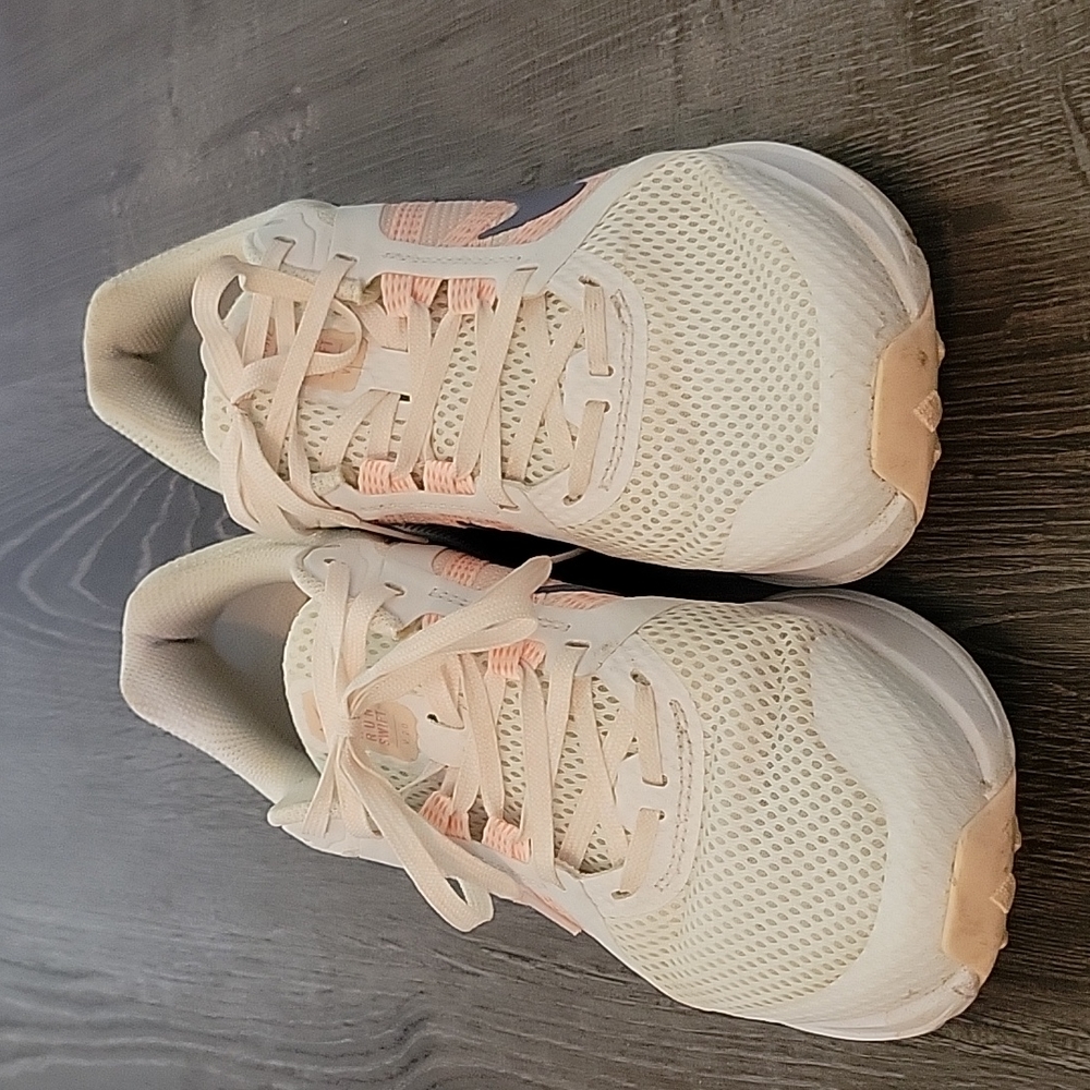 Womens Nike Sneakers size 8